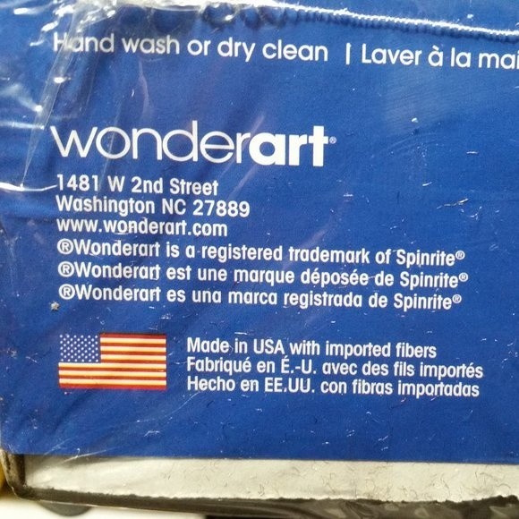 WonderArt Latch Hook Kit Lab Puppies - Picture 7 of 9